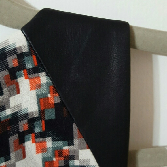 Clemence Houndstooth Leathertrim Top - Picture 8 of 8